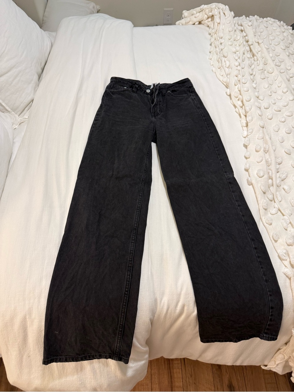 H&M Black Wide-Leg High-Rise Jeans
